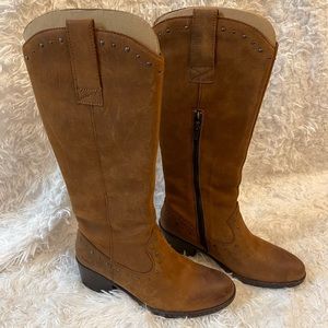 🎉HP🎉 Born boots